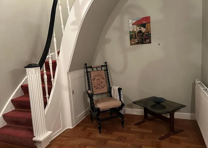 아파트 Pine Haven *